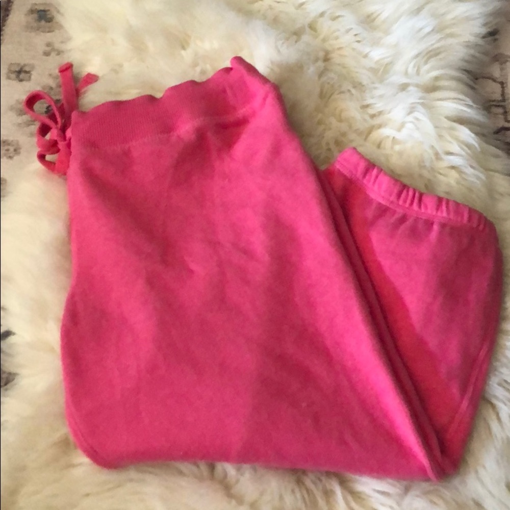 Love cropped sweats